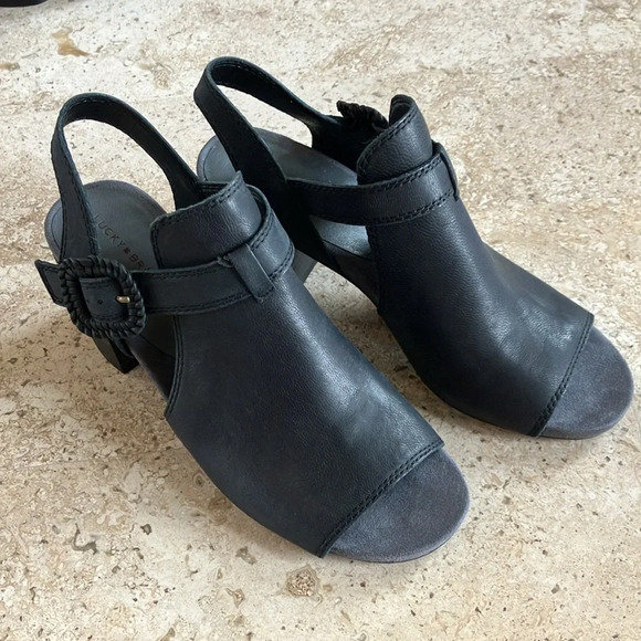 NWOB Lucky Brand Women's Juliane Black Leather Cutout Heeled Sandal - Picture 10 of 13